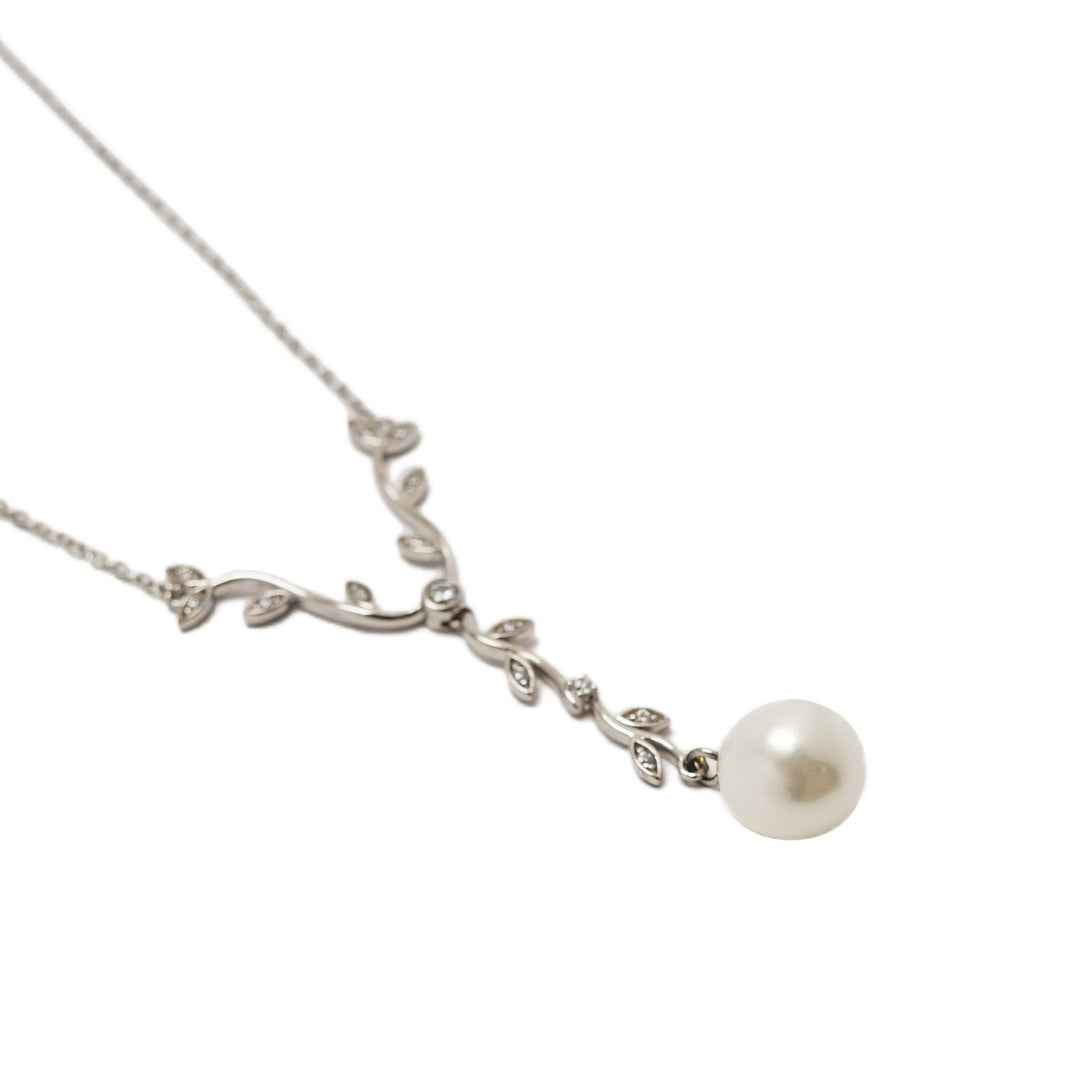 pearl necklace - moonvine - Lyra