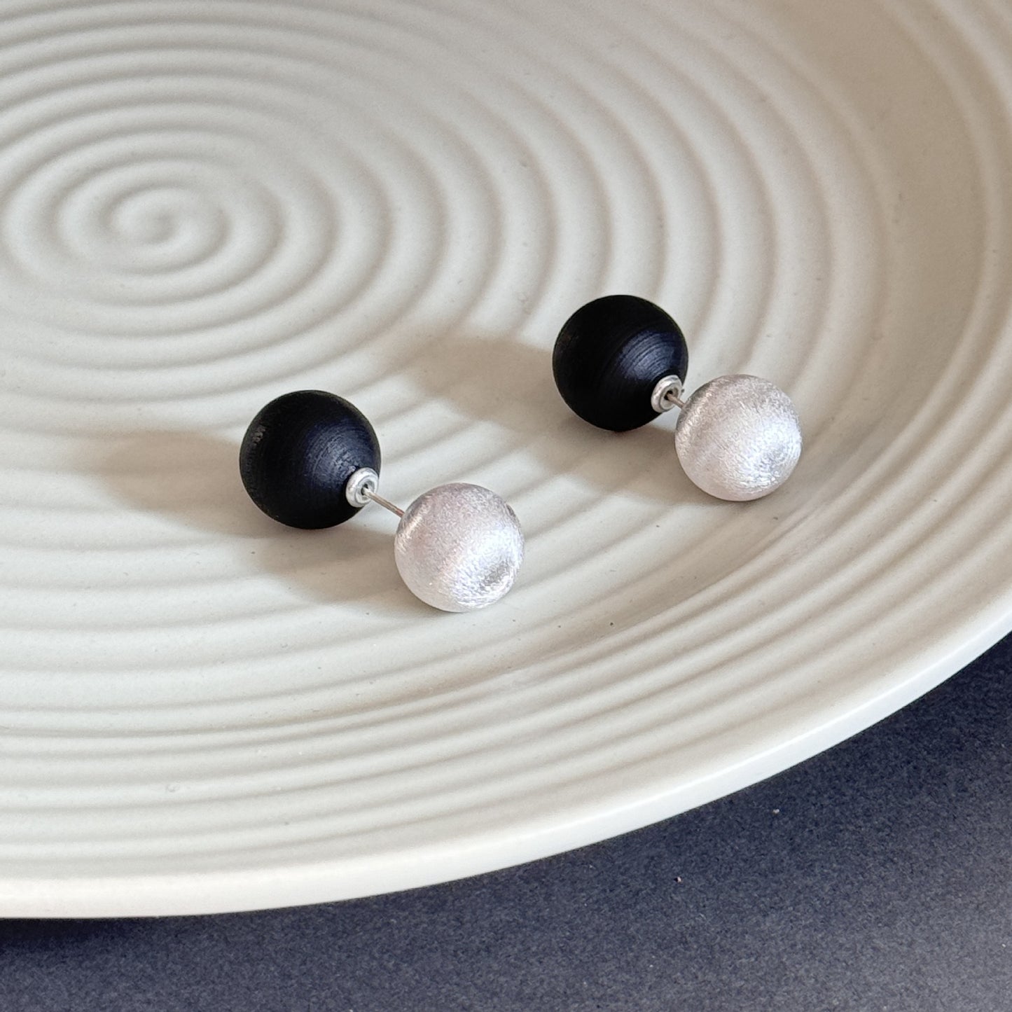 black sandalwood brushed bead necklace | minimalist handcrafted statement jewelry