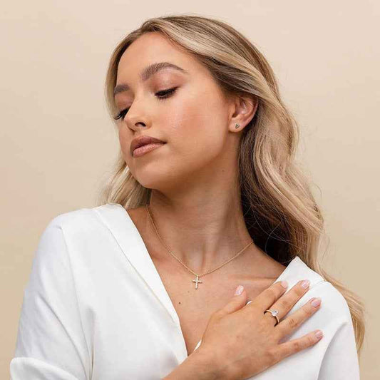 pavé cross pendant necklace | s925 sterling silver with cubic zirconia - Lyra