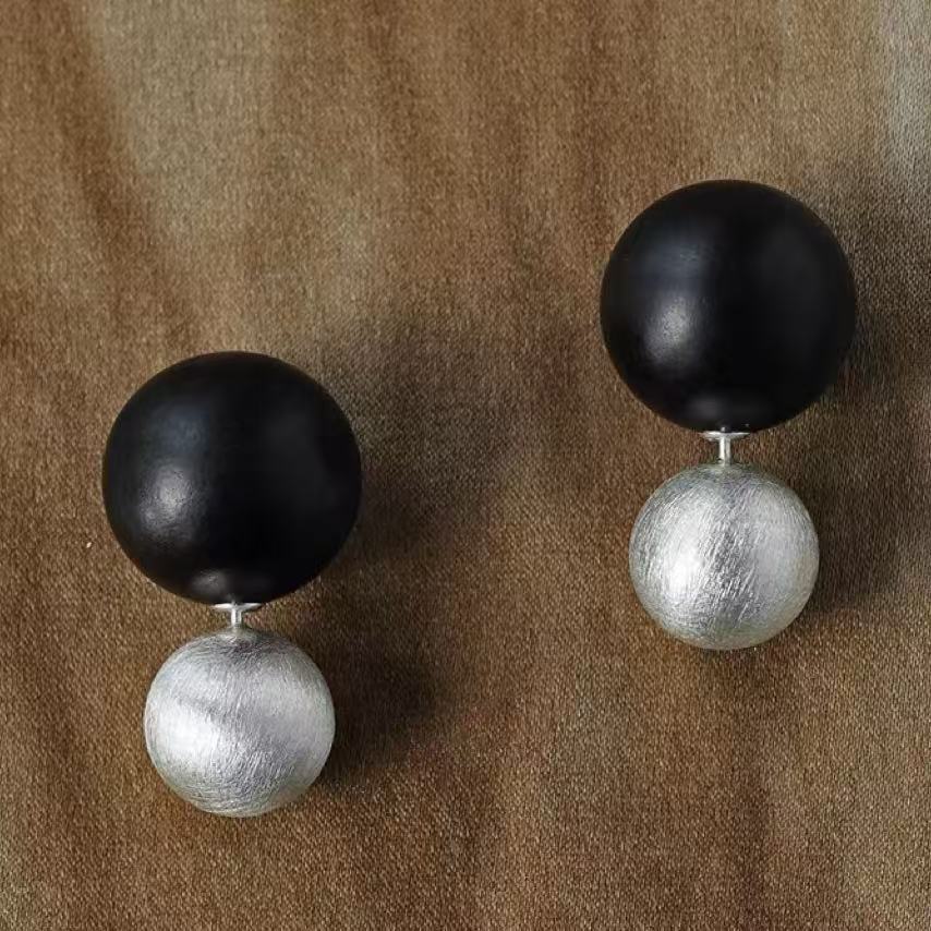 black sandalwood brushed bead necklace | minimalist handcrafted statement jewelry